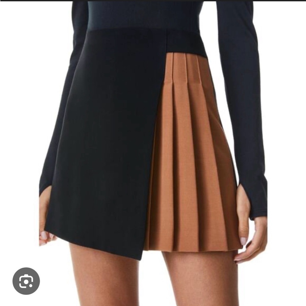 Alice + Olivia Toni Black and Camel pleated Skirt